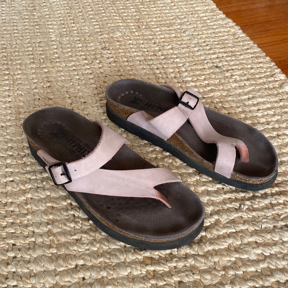 Mephisto Helen pink leather sandals